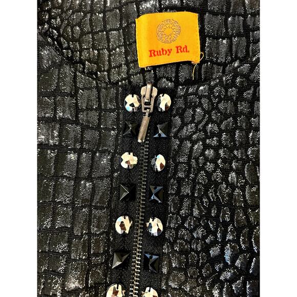 Black faux reptile embossed shimmer zip jacket studs rhinestones metallic thread - Picture 2 of 9